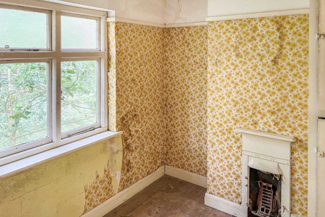 54 Totteridge Lane, High Wycombe HP13 7PZ 9