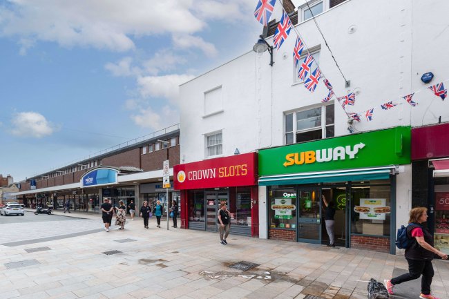 13A Lowfield Street, Dartford, Kent DA1 1EN 7