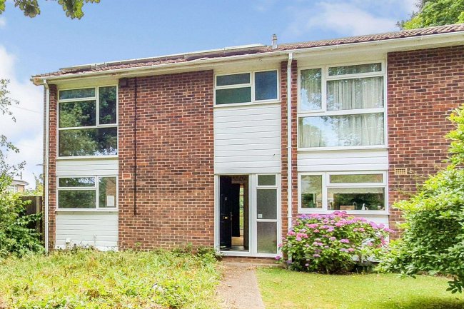 1 Howbury Walk, Gillingham, ME8 9TL 8