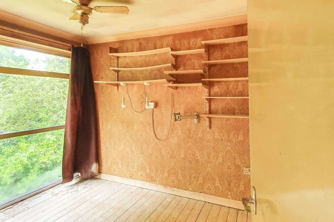 1 Howbury Walk, Gillingham, ME8 9TL 8