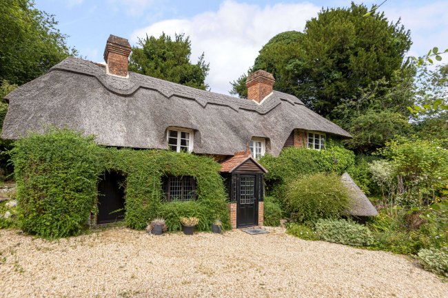 Evenlode Cottage, Itchen Stoke, Hampshire, SO24 0QZ 7