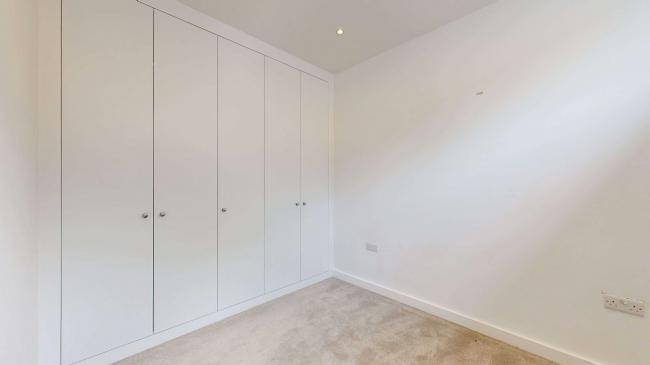 4 Rathgar Road, Brixton, London, SW9 7EL 3