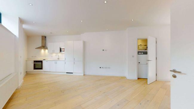 4 Rathgar Road, Brixton, London, SW9 7EL 3