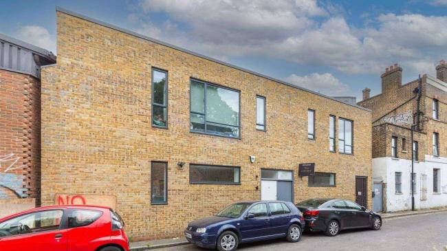 4 Rathgar Road, Brixton, London, SW9 7EL 3