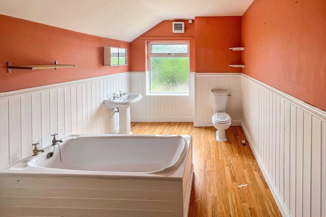 31 Woodstock Street, Hucknall, Nottingham, NG15 7SP 6