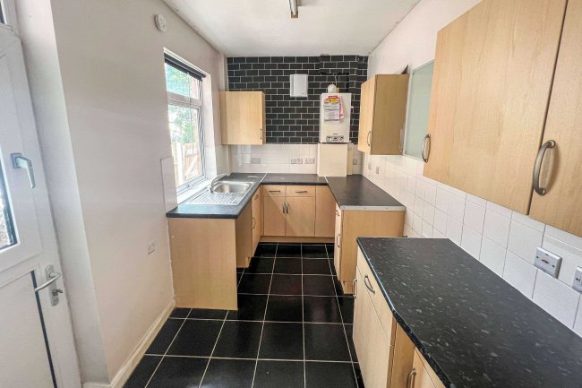 31 Woodstock Street, Hucknall, Nottingham, NG15 7SP 6