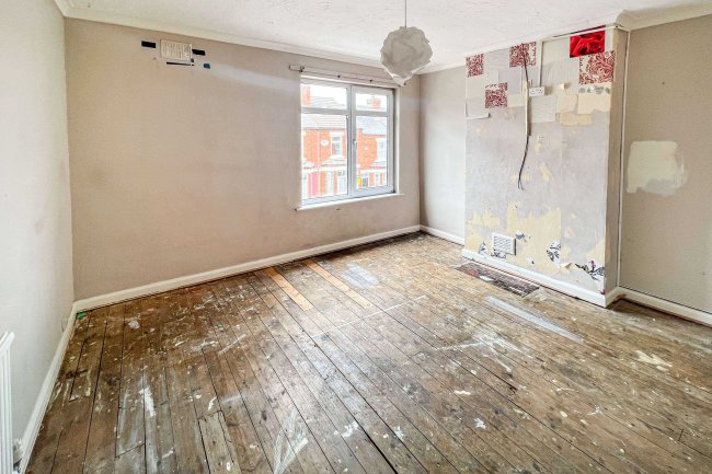 31 Woodstock Street, Hucknall, Nottingham, NG15 7SP 6