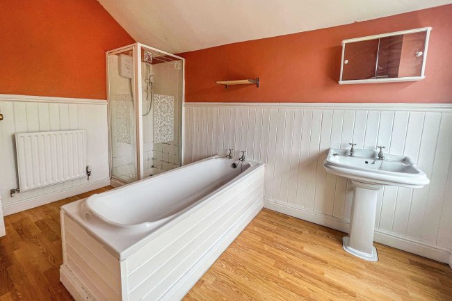 31 Woodstock Street, Hucknall, Nottingham, NG15 7SP 6