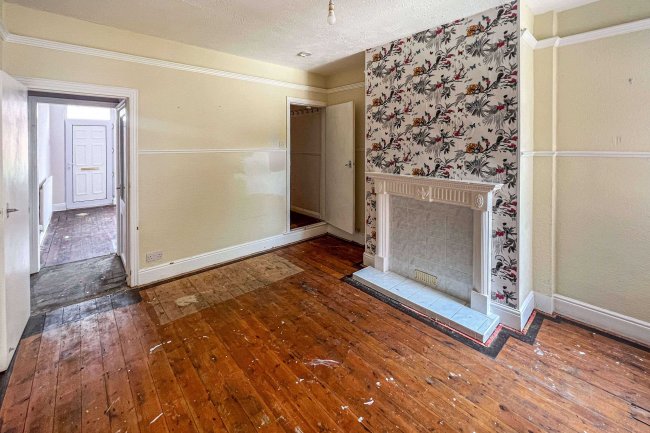 31 Woodstock Street, Hucknall, Nottingham, NG15 7SP 6