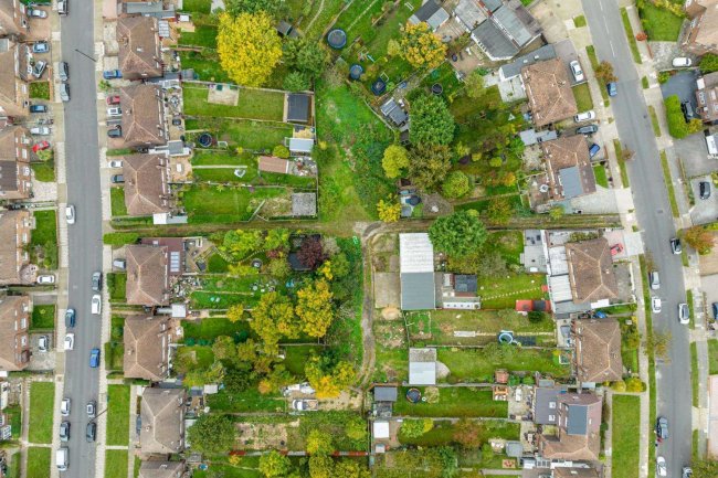 Land at Winchester Road, Orpington, BR6 9DP 1