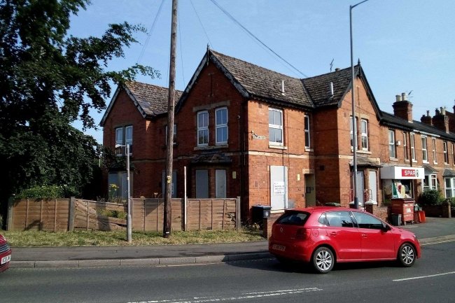 1 Evesham Place, Stratford-upon-Avon, CV37 6HT 3