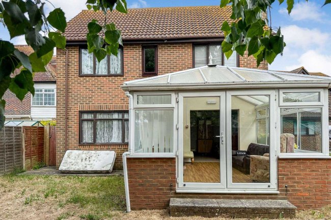 31 Dymchurch Road, St Marys Bay, Kent TN29 0HF 3