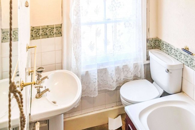 76 Roman Road, Colchester, Essex, CO1 1UP 3