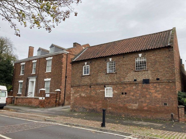 Millbank Care Home, 109 Mill Gate, Newark NG24 4UA 10