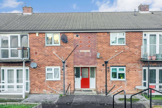10 Northorpe, Dodworth, Barnsley, South Yorkshire S75 3PD 8