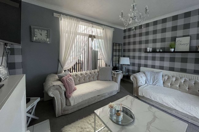 225 Dominion Road, Glenfield, Leicester, Leicestershire. LE3 6QB 9