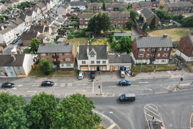 The Welsh Tavern, 161 London Road, Dartford, DA2 6BJ 8