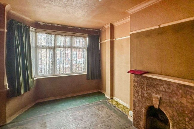 Sunningdale, Gloucester Road, Croydon, Surrey, CR0 2DA 8