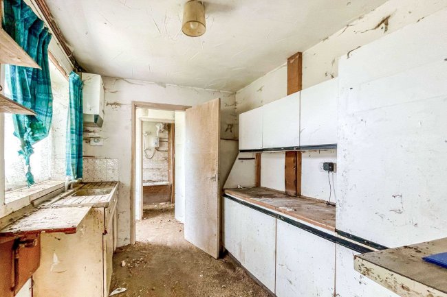 17 Chapel Lane, Harriseahead, Stoke-on-Trent, Staffordshire, ST7 4JN 1