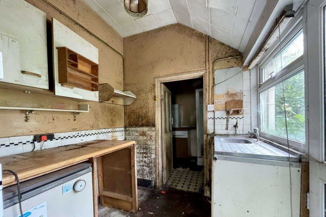 19 Chapel Lane, Harriseahead, Stoke-on-Trent, Staffordshire, ST7 4JN 3