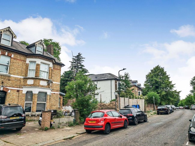 10 Nicoll Road, Harlesden, London, NW10 9AB 3