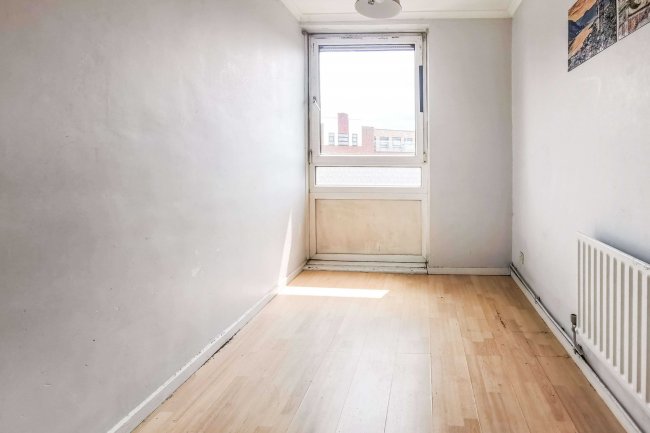 58 Whitethorn Street, Bow, London, E3 4DB 2