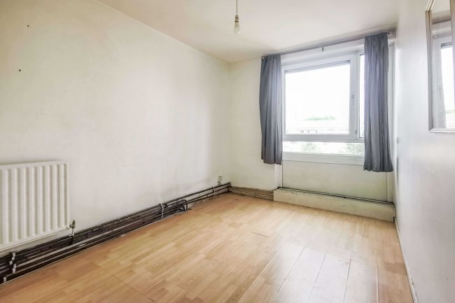 58 Whitethorn Street, Bow, London, E3 4DB 2