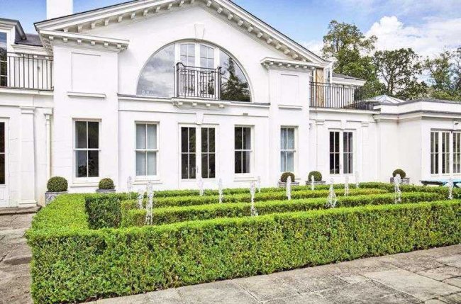 Jupiter, Coopers Lane, Northaw, Potters Bar, Hertfordshire EN6 4NJ 7