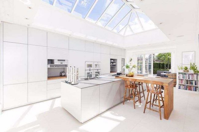 Jupiter, Coopers Lane, Northaw, Potters Bar, Hertfordshire EN6 4NJ 7