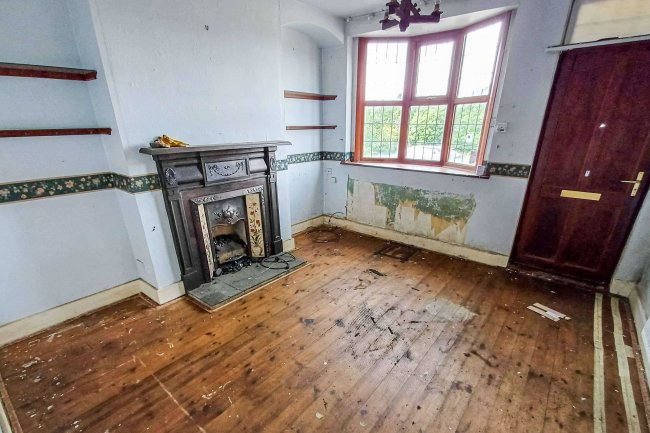 10 Broadholme Lane, Belper, Derbyshire, DE56 2JF 5