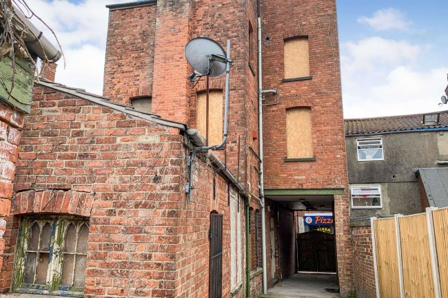 35 Queen Street, Market Rasen LN8 3EN 6