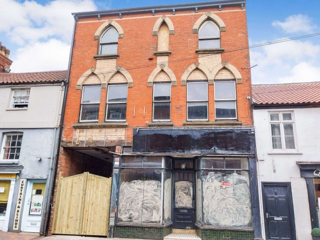 35 Queen Street, Market Rasen LN8 3EN 6