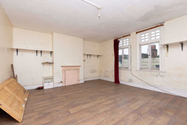 354 & 356 High Street, Rochester, Kent, ME1 1DJ 4