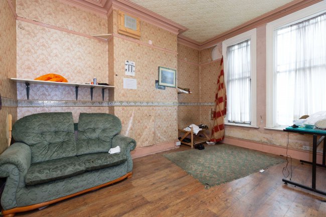 354 & 356 High Street, Rochester, Kent, ME1 1DJ 4