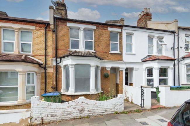 19 Nithdale Road, Plumstead, London, SE18 3PF 10
