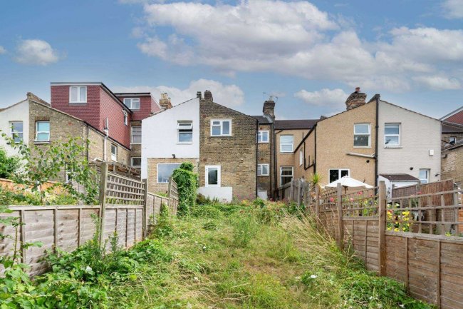 19 Nithdale Road, Plumstead, London, SE18 3PF 10