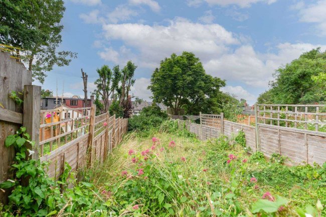 19 Nithdale Road, Plumstead, London, SE18 3PF 10