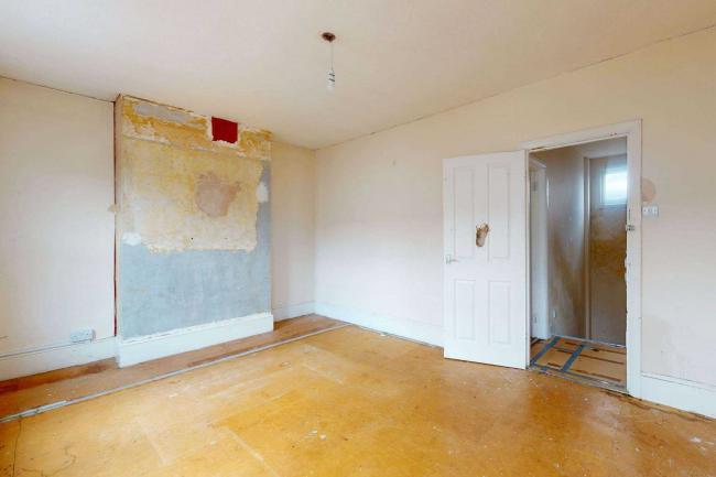 19 Nithdale Road, Plumstead, London, SE18 3PF 10