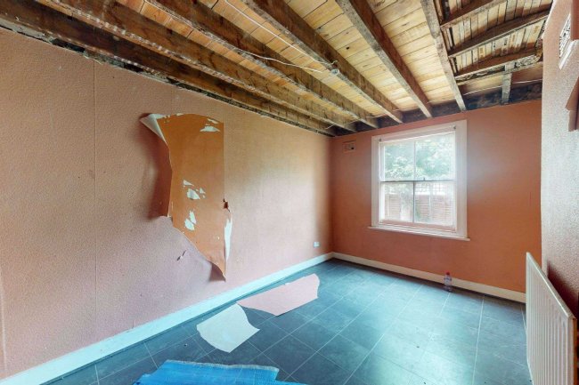 170B Leander Road, Streatham, London, SW2 2LL 10