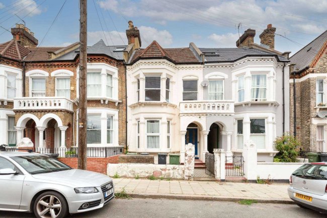 170B Leander Road, Streatham, London, SW2 2LL 10