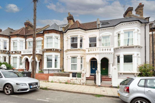 170B Leander Road, Streatham, London, SW2 2LL 10