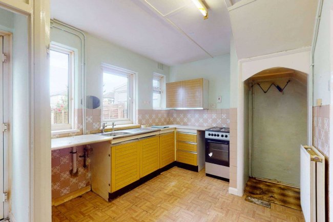 11 Lovel Avenue, Welling, Kent, DA16 3JQ 1