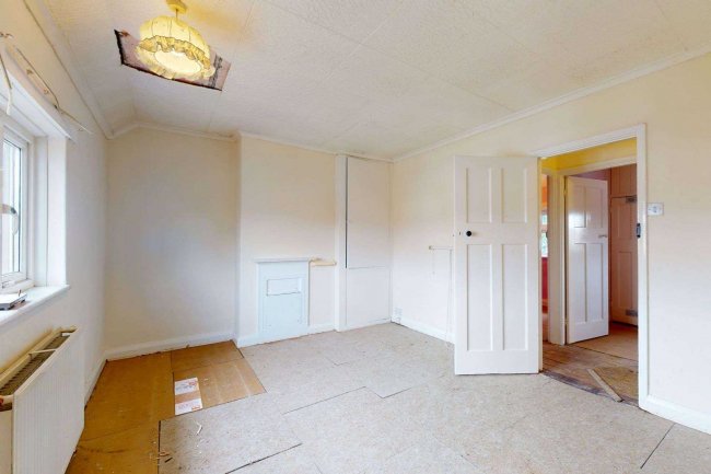 11 Lovel Avenue, Welling, Kent, DA16 3JQ 1