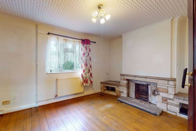 11 Lovel Avenue, Welling, Kent, DA16 3JQ 1