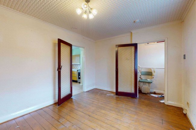 11 Lovel Avenue, Welling, Kent, DA16 3JQ 1