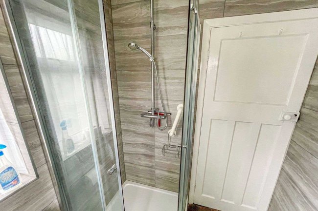 129 Chandos Street, Netherfield, Nottingham, NG4 2NB 7