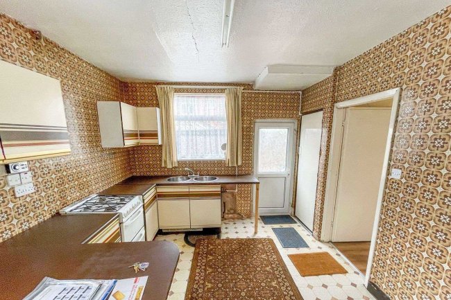 129 Chandos Street, Netherfield, Nottingham, NG4 2NB 7