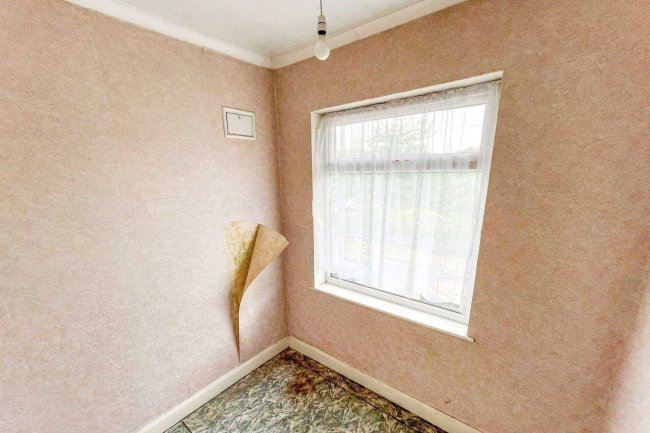 129 Chandos Street, Netherfield, Nottingham, NG4 2NB 7