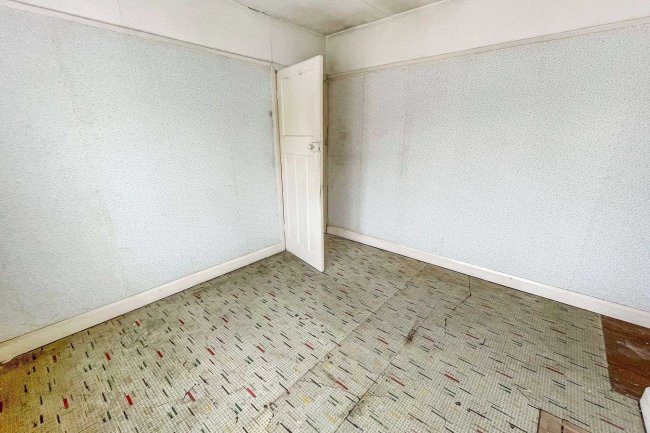 129 Chandos Street, Netherfield, Nottingham, NG4 2NB 7