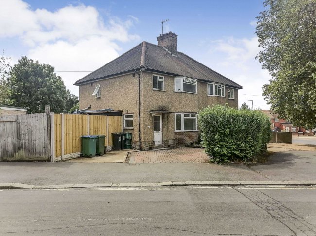 79A Eastbury Road, Watford, Hertfordshire WD19 4JP 6